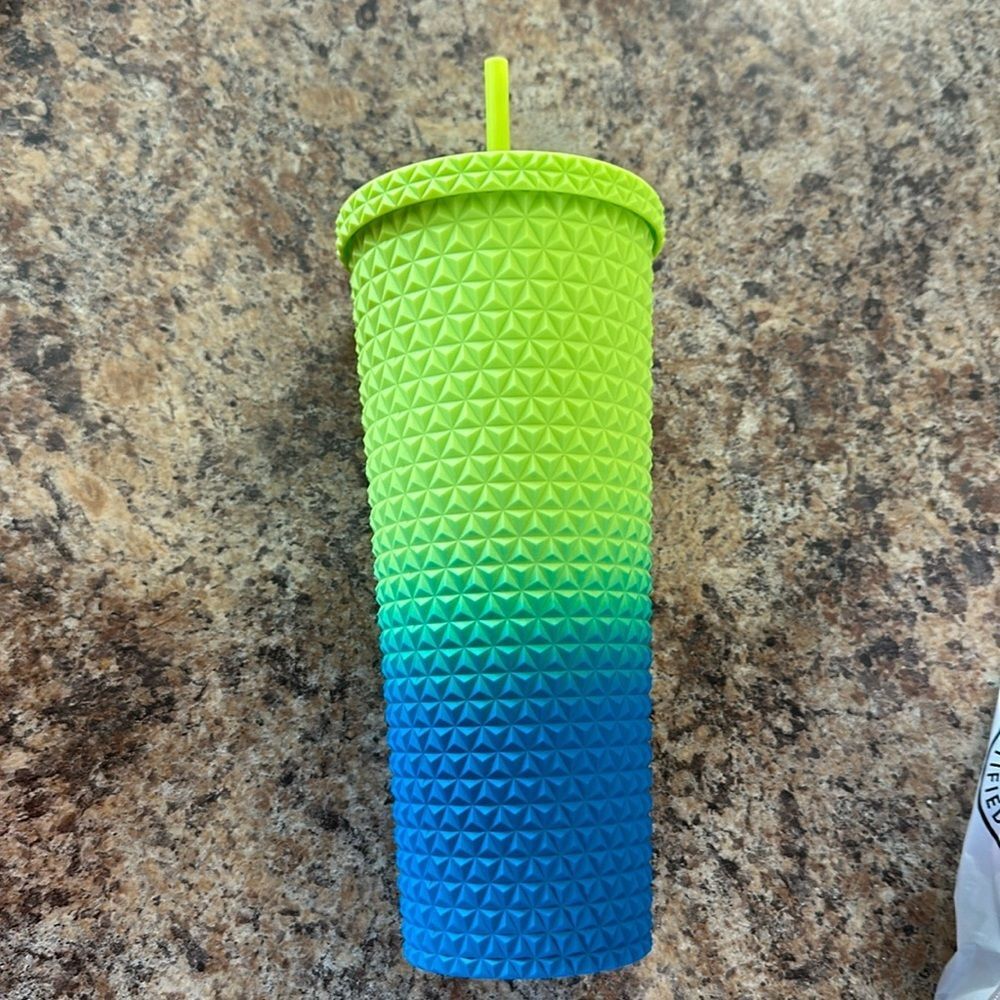 Two-Tone Matte Texture Tumbler 26oz